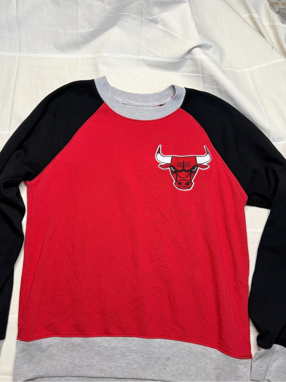 NBA Chicago Bulls Red, Black & Gray Raglan Sweatshirt